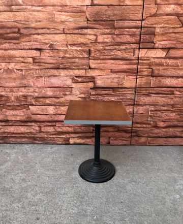 Столы для столовой и кафе