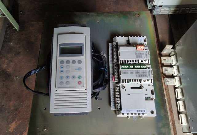 Частотный преобразователь авв ACS800, Синус-фильтр