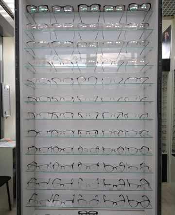 Оправы и готовые очки для оптики
