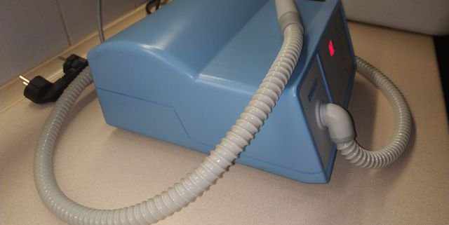 Педикюрный аппарат с пылесосом
