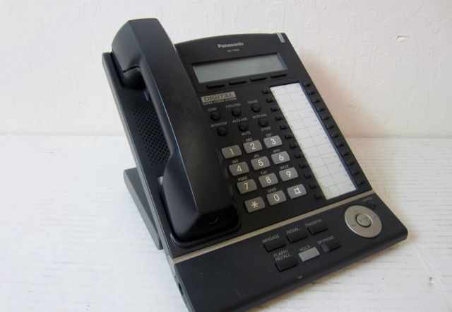 Телефон проводной Panasonic KX-T7633 б/у