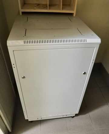Шкаф для сервера