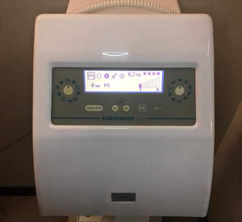 Вакуумно-роликовый аппарат для дермотонии LE dermo