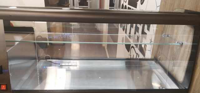 Настольная холодильная витринаCarboma вхсв-1,0 XL
