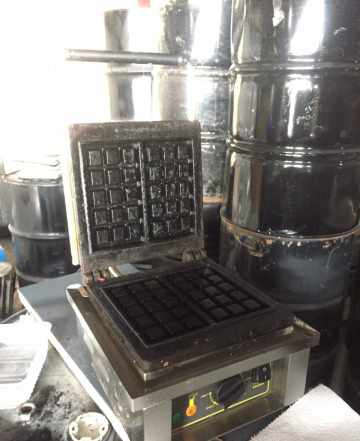 Вафельница roller grill для венских вафель
