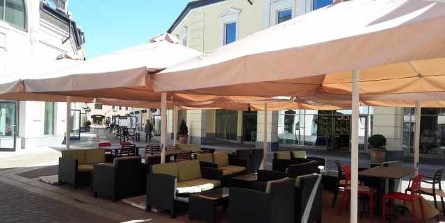 Зонты для кафе и ресторанов.Зонты с боковой опорой