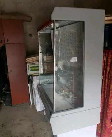 Холодильник витрина (горка)