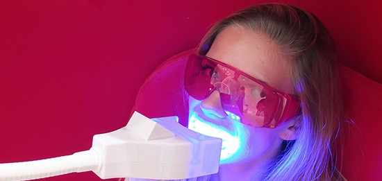 Оборудование для косметического отбеливания зубов
