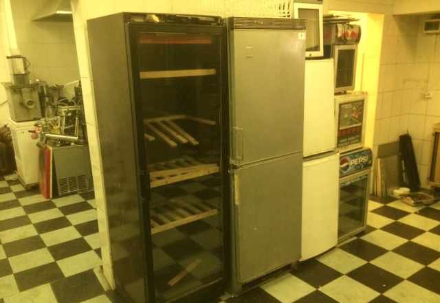 Холодильники напольные, охлаждающие камеры
