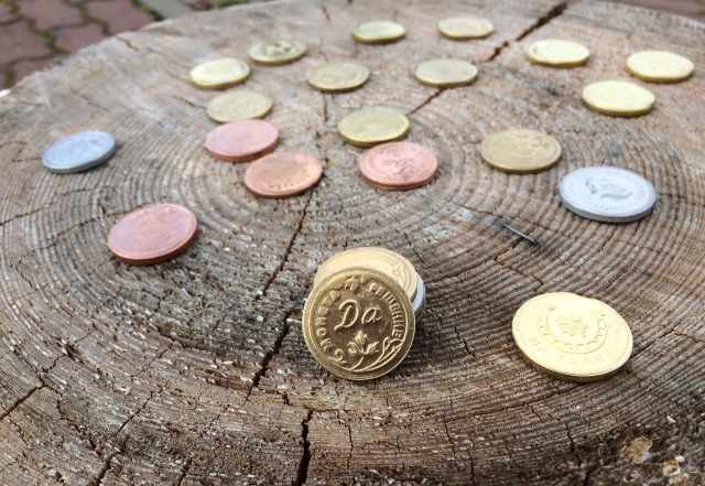 Монетный аттракцион Монетное шоу Чеканка монет