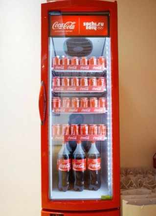 Холодильник Coca-Cola