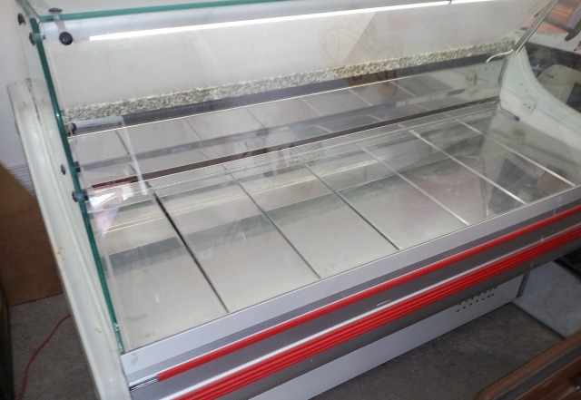  холодильные и морозильные витрины