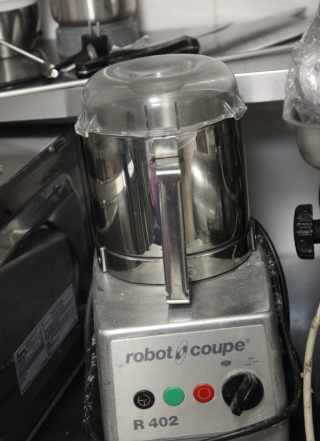 Процессер кухонный Robot Coupe R402