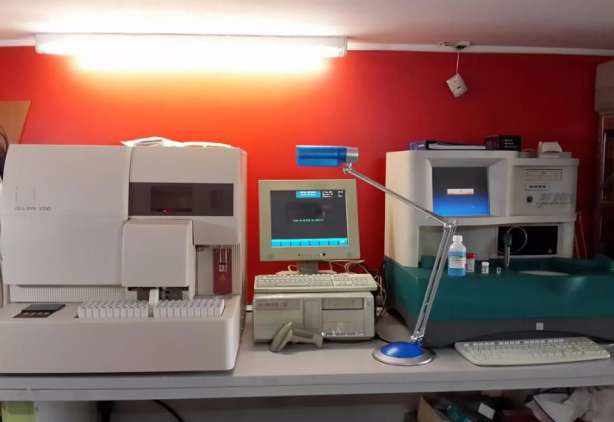 Гематологический автоматический анализатор Cell-Dy