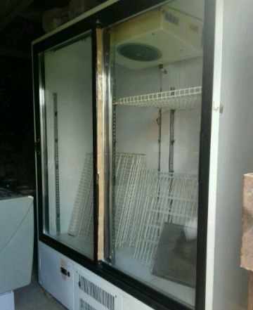 Холодильники для магазина