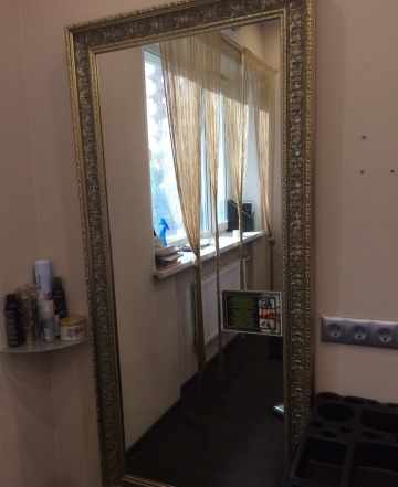 Зеркало для парикмахерского зала