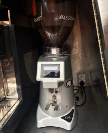 Газовая Кофе машина MCE +кофемолка Fiorenzato F64E
