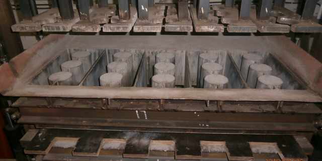 Станок для производства керамзитобетонных блоков
