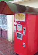 Венденговый автомат по продаже газированной воды