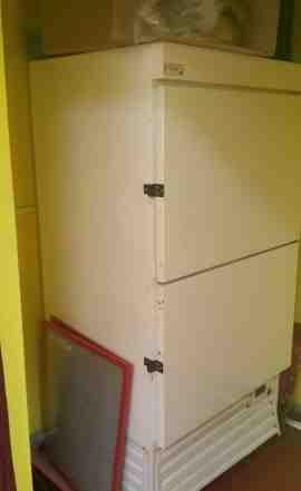 Холодильный шкаф, витрина для выпечки, гриль, и др