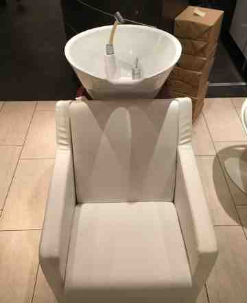 Парикмахерское кресло от Philippe Starck