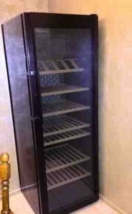 Шкаф для климатизации вина Liebherr GrandCru