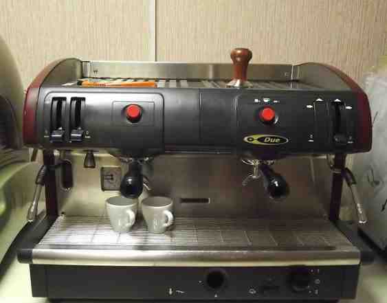Кофе машина 2-x группная Faema DUE