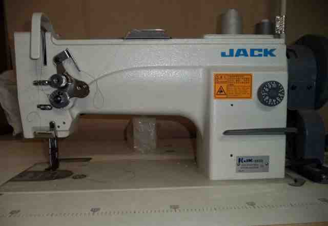 Швейная машина jack-6658, стол и двигатель