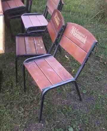 Столы и стулья для уличного кафе