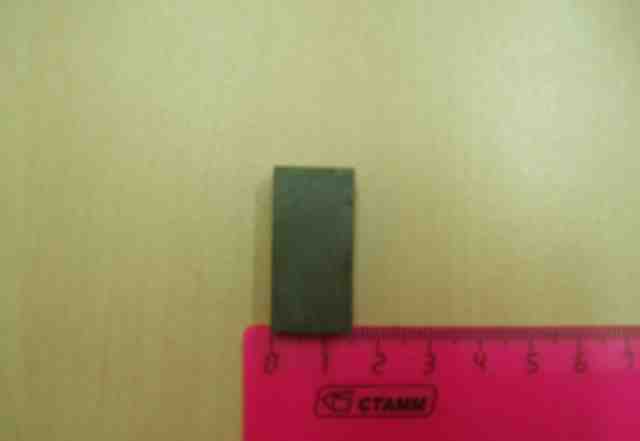 Ферритовый магнит пластина 30х15х10 мм
