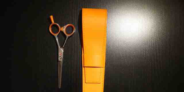 Tayo orange Парикмахерские ножницы TS-3055