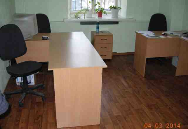 Столы офисные, стулья офисные, тумба