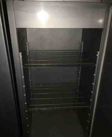 Холодильник Carboma r700