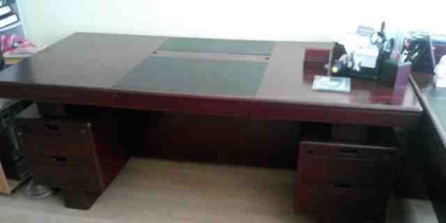 Комплект офисной мебели для руководителя