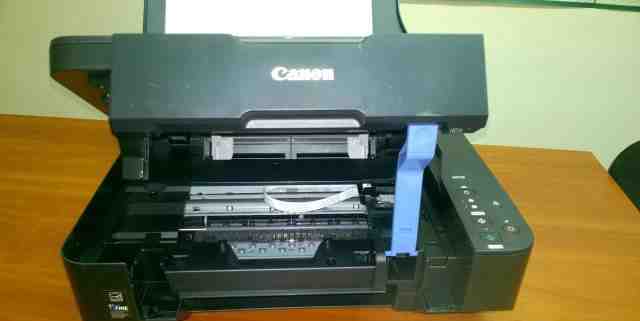 Принтер, сканер, копир. Canon pixma MP230