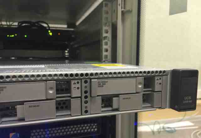 Сервер Cisco C220-M3S 2Xeon/16Gb/6x300GB SAS/raid