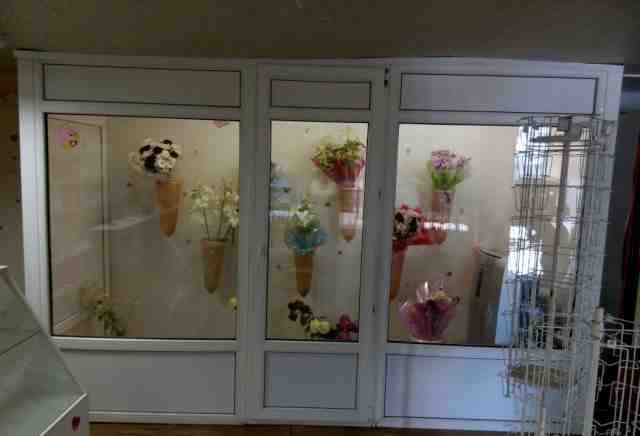 Холодильник -витрина для цветов