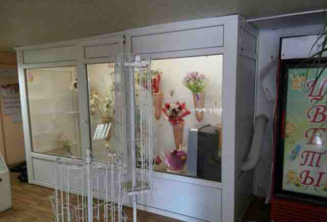 Холодильник -витрина для цветов