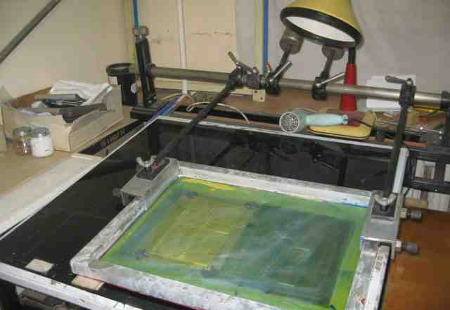 Печатный стол для шелкографии