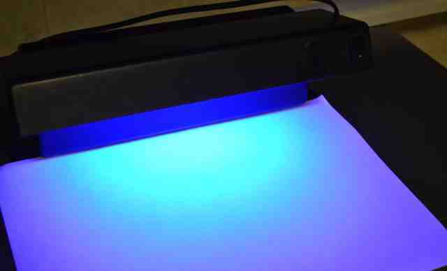 Ультрафиолетовая лампа проверки валют