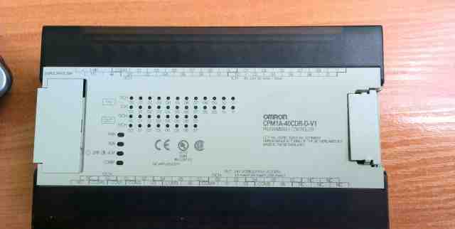 Програмируемый контроллер omron CPM1A-40CDR-D-V1