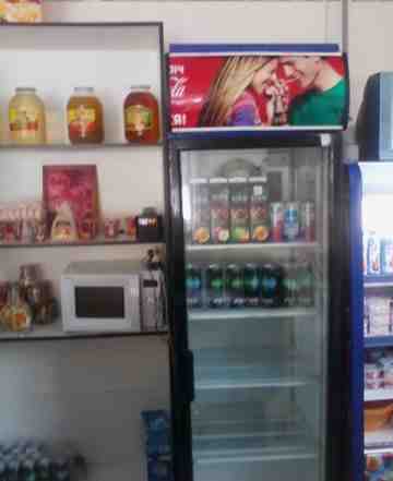 Витринный холодильник для напитков