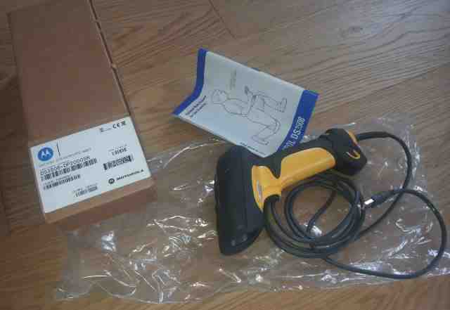 Сканер штрих-кода Motorola DS3508-DP20005R Yellow