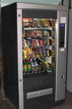  торговый автомат с лифтом и холодильником