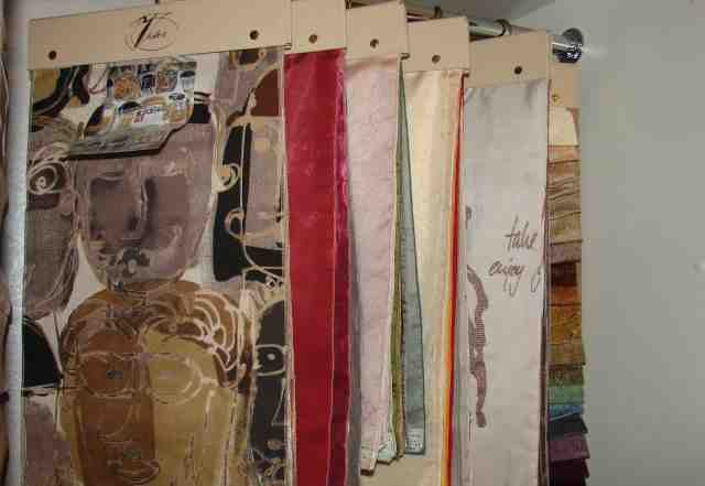 Образцы ткани(вешалки) для салона штор