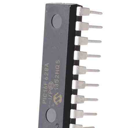 Микроконтроллер PIC16F628A в корпусе DIP
