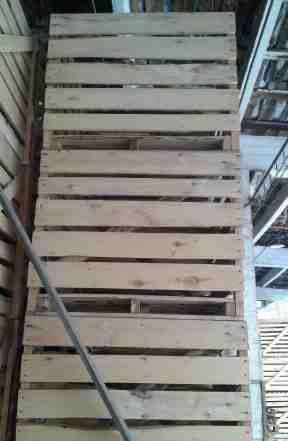 Контейнер деревянный для складирования