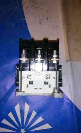 Контактор электромагнитный пм12-100150 ухл4 В