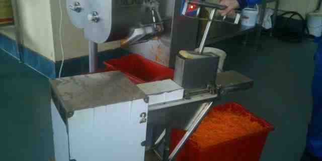  машинку для нарезки морковки по корейски