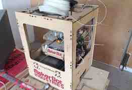 3-D принтер Makerbot